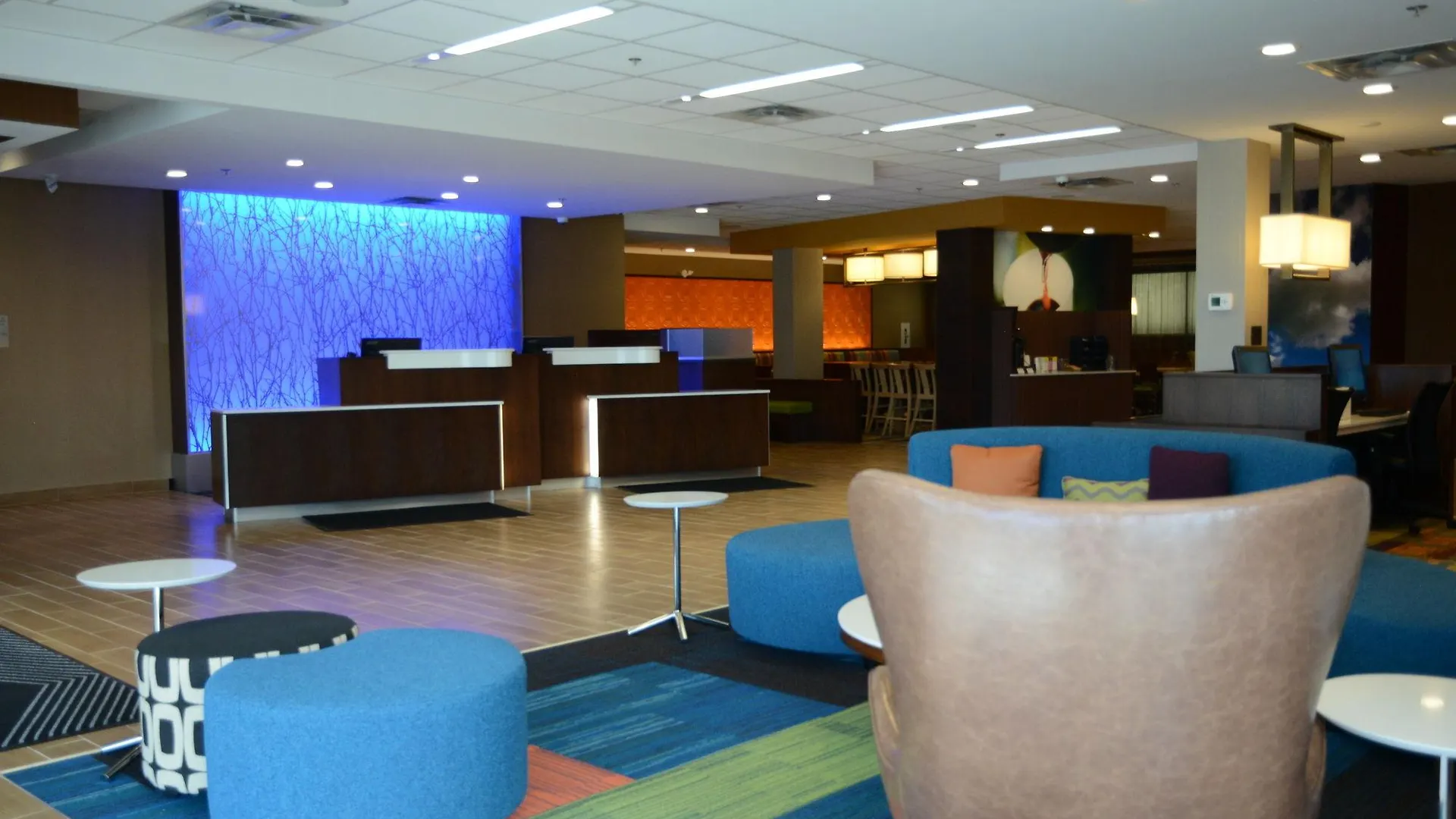 Fairfield Inn & Suites By Marriott Edmonton North 3*,