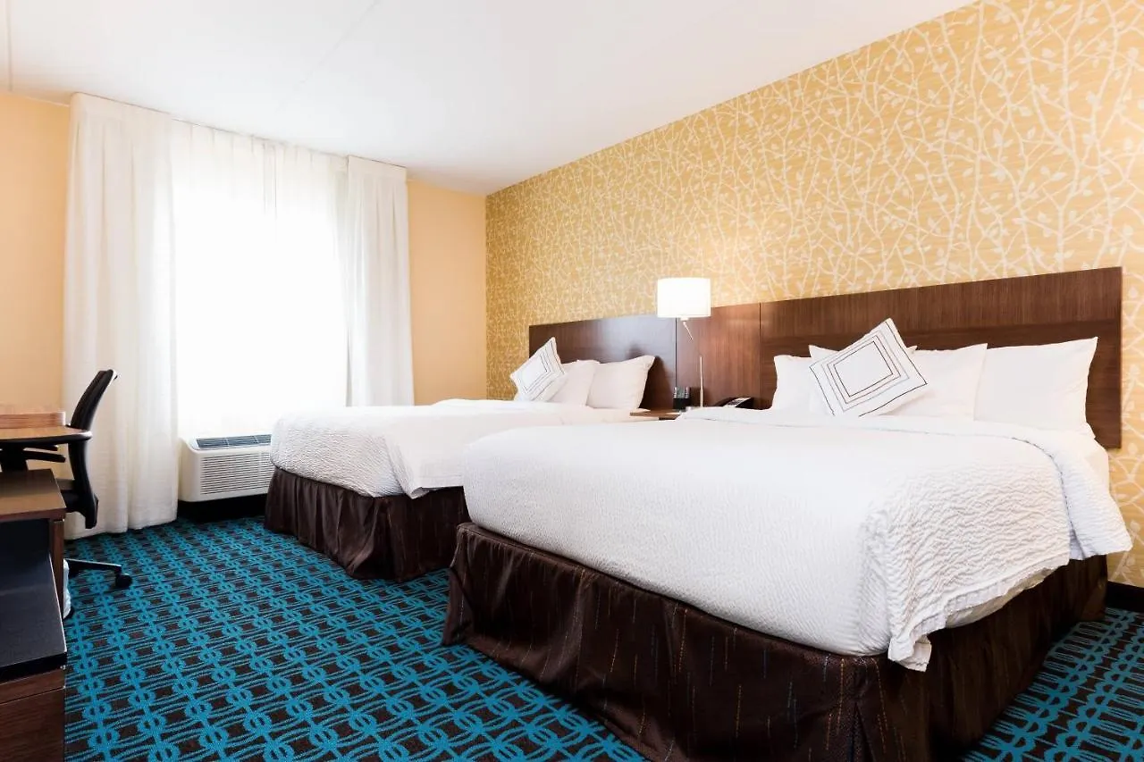 Fairfield Inn & Suites By Marriott Edmonton North Hotel