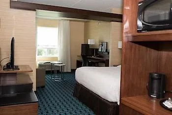 Fairfield Inn & Suites By Marriott Edmonton North Hotel