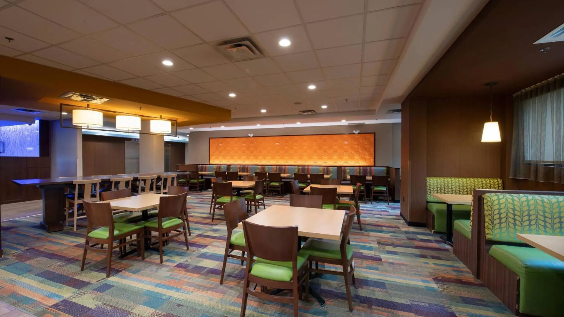 Fairfield Inn & Suites By Marriott Edmonton North 3*,  Canada