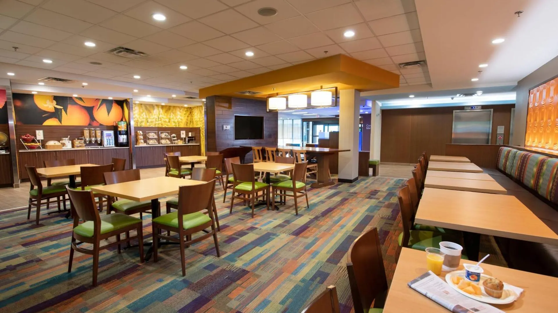 Fairfield Inn & Suites By Marriott Edmonton North Hotel