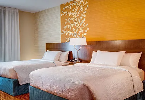 Fairfield Inn & Suites By Marriott Edmonton North Hotel