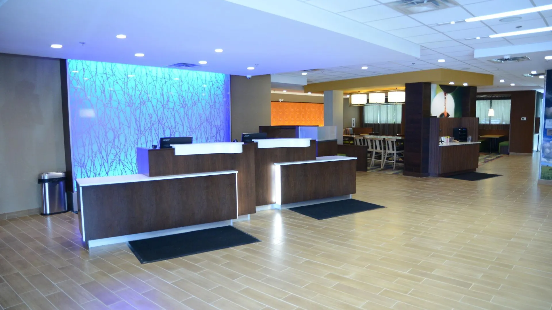 Fairfield Inn & Suites By Marriott Edmonton North 3*,